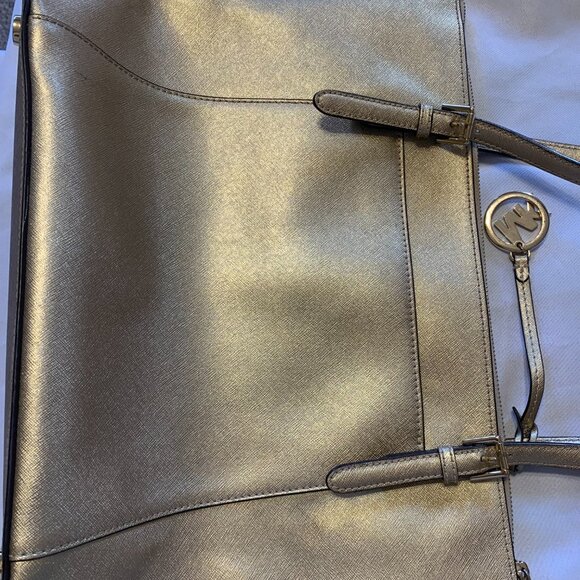 Michael Kors Large Gold Shoulder bag - Picture 8 of 15